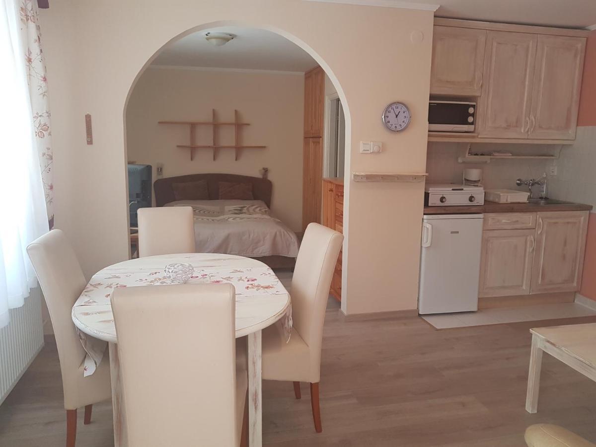 Marie Apartment Megujult - Renewed Hévíz Eksteriør bilde